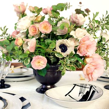 Serveware, Dishware, Bouquet, Flower, Petal, Drinkware, Centrepiece, Table, Cut flowers, Tableware, 